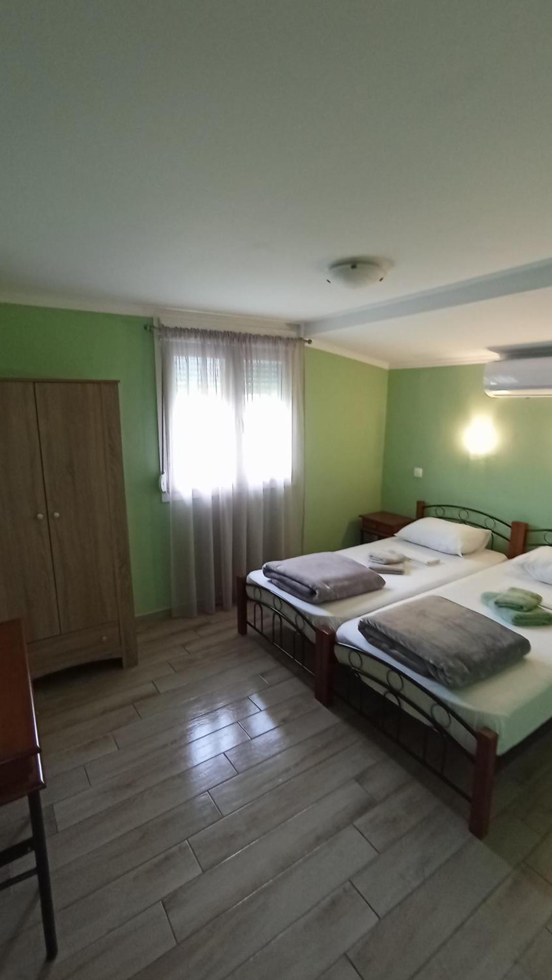 House Eugenia Sarti Apartment Bagian luar foto